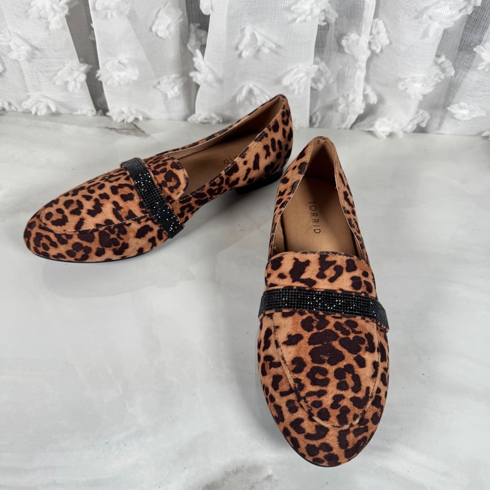 Torrid Cheetah Print Loafers Flats Embellished Rhinestone Band Animal Print 10.5